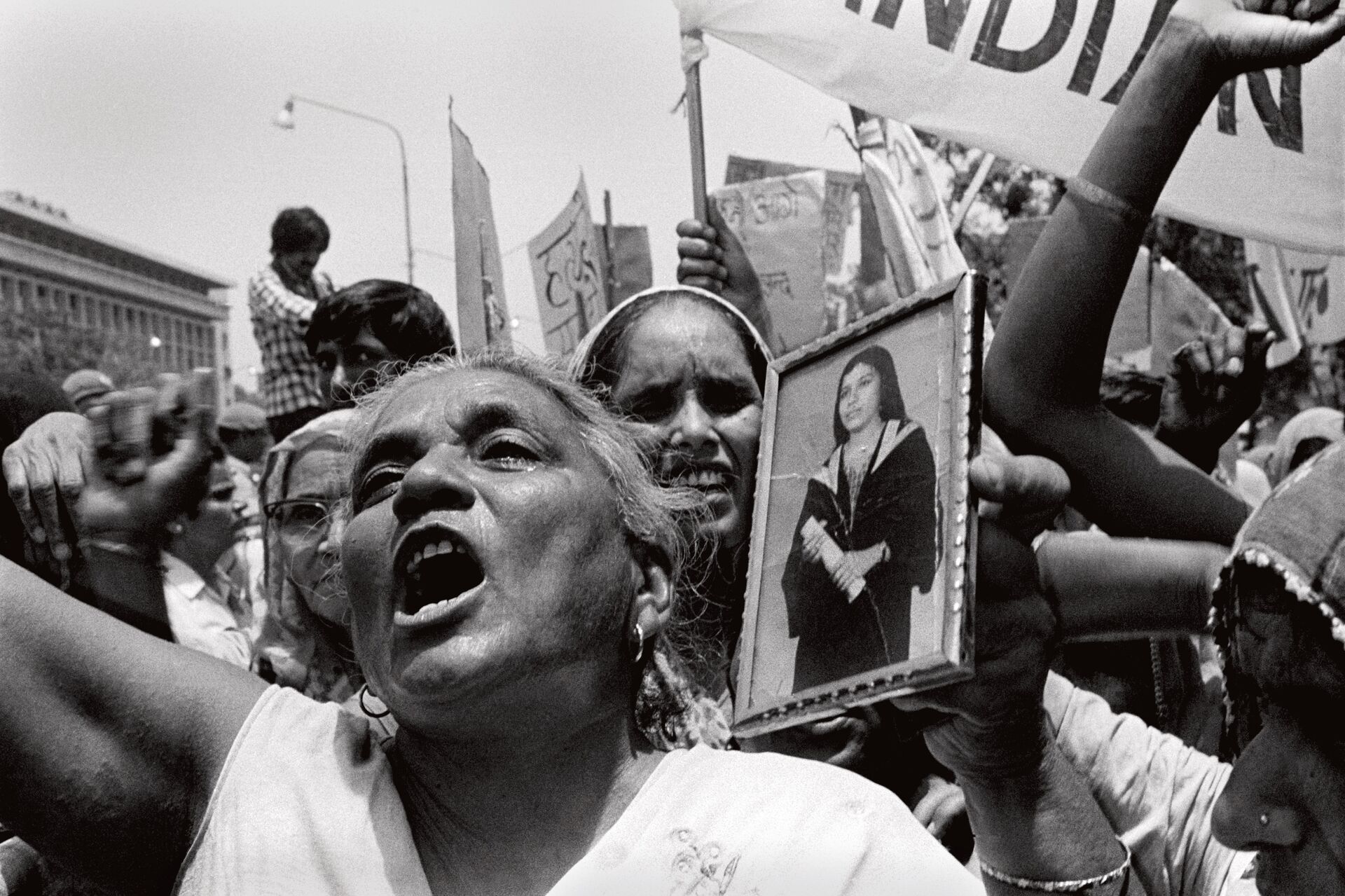 Feminist History p144 Sheba Chhachhi kleiner