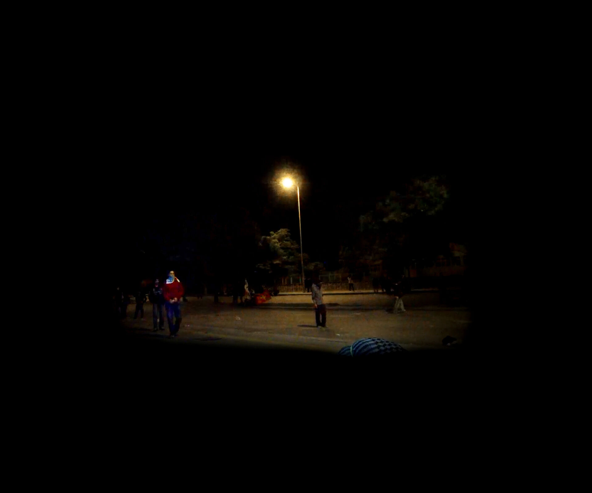 Safe Distance01 R Peitersen High Res