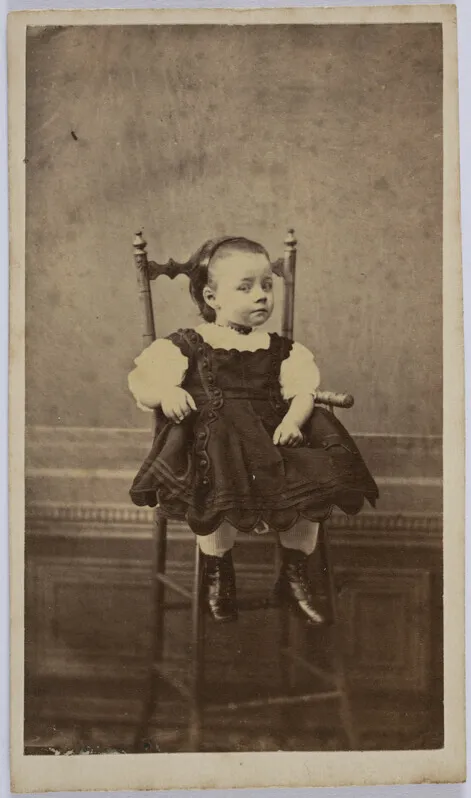 RS269219 2024 0080 Bidoit kind stoel