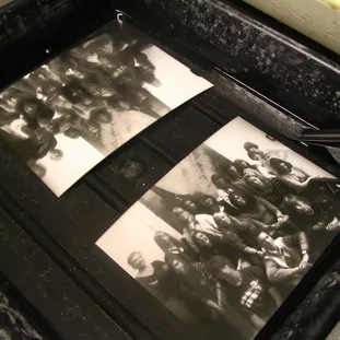 72 dpi klein FOMU Workshop Ontwikkeljegroepsfotoindedonkerekamer scholen Frederik Beyens