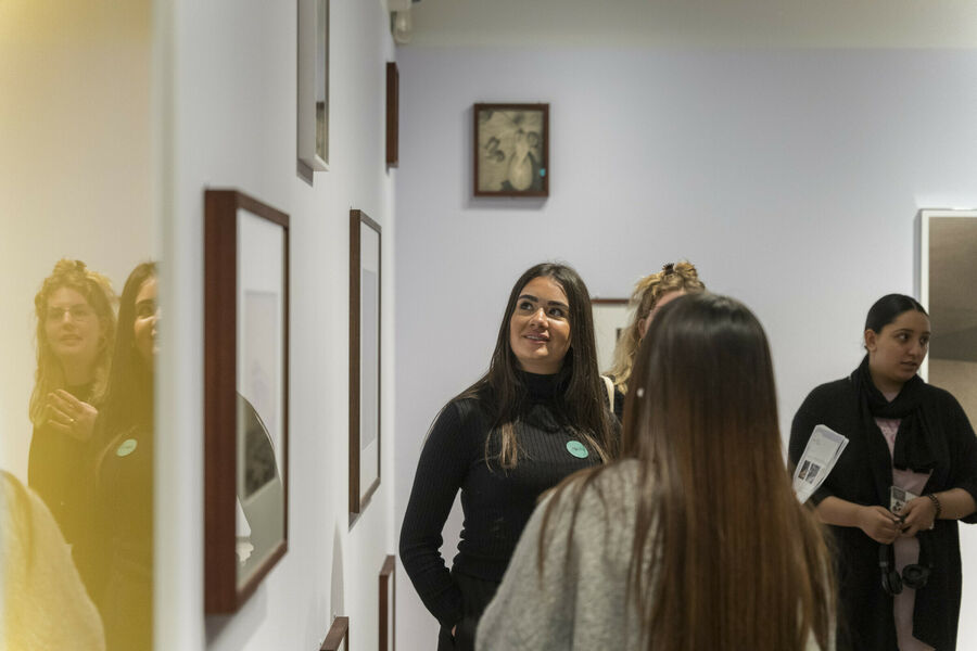 Fo Mu rondleiding 3maart Monday Jr web res 42