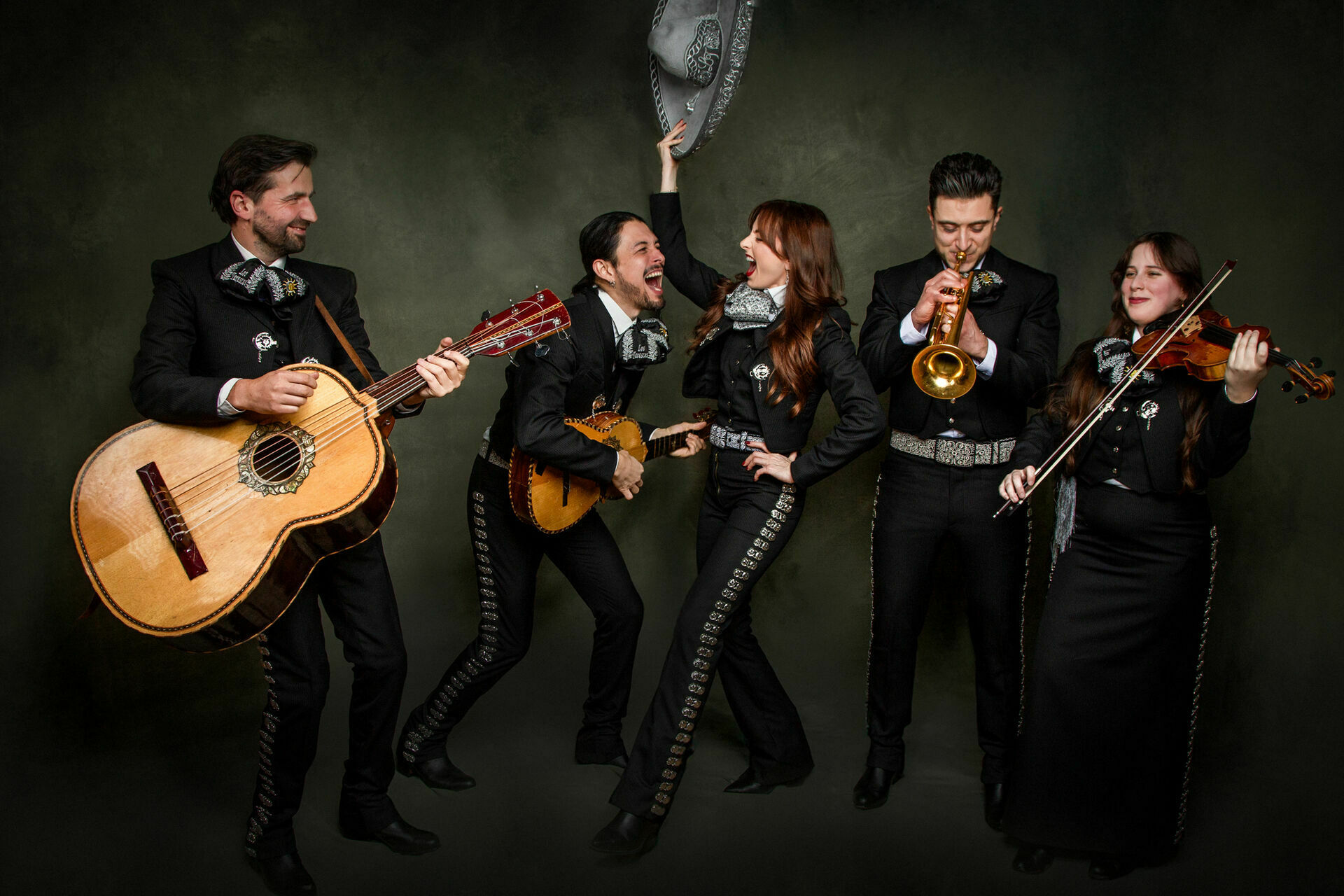 Mariachi los tarascos mex s1920x1920