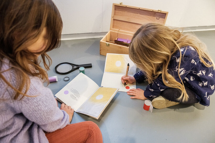 OP STAP IN HET FOMU LOW RES 54